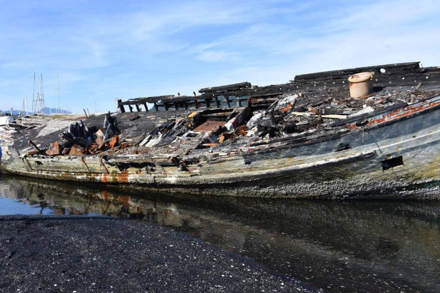 Feds to pay for 80 abandoned boat assessments and removals in B.C.