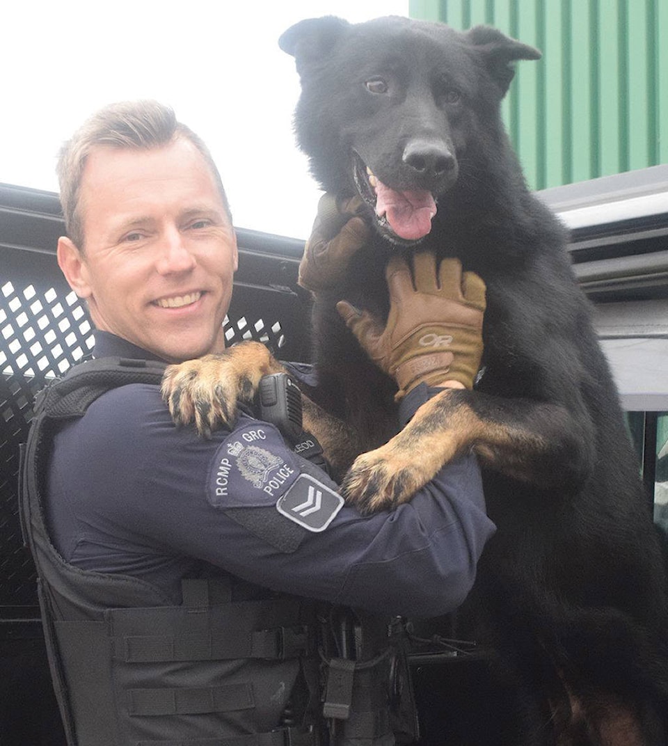 25560388_web1_210619-CPL-Abby-Police-Dog-Jago-remembered-Abbotsford_1