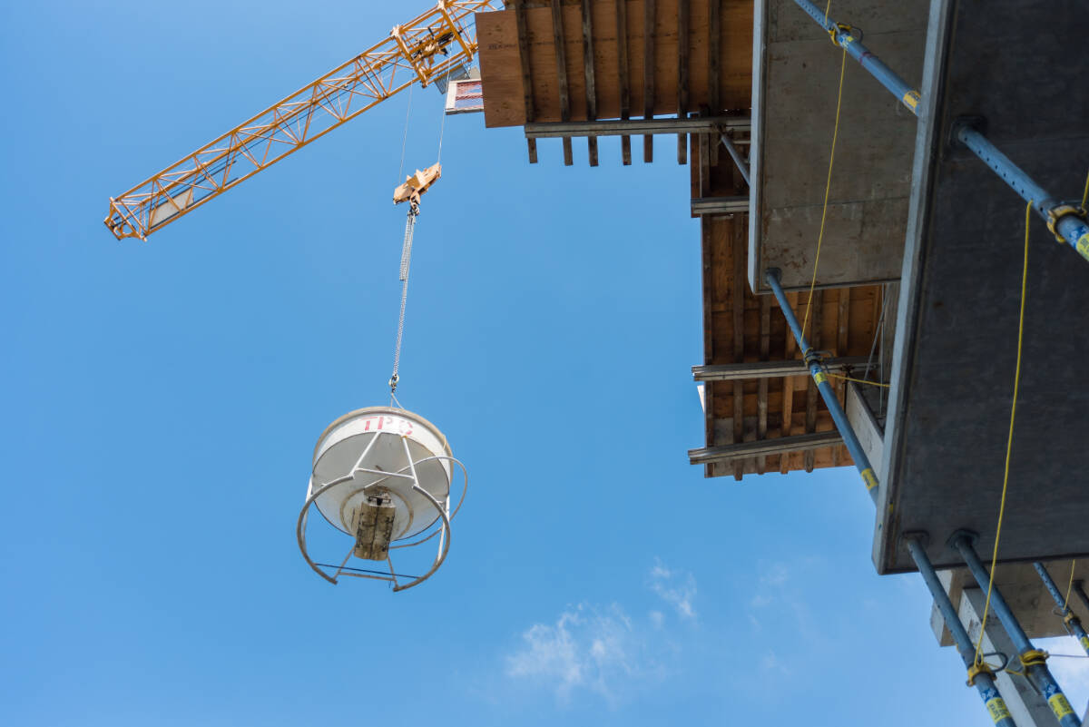 One Central has now topped off at its full height. With the final level of the building being formed, initial occupancies are just months away.