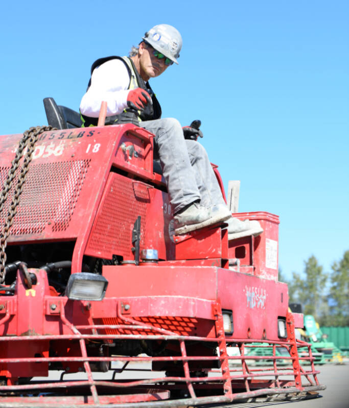 Trowel Trades Training Association (TTTA) apprenticeship training provides you with the skills and knowledge needed for the large diversity that exists within the craft.