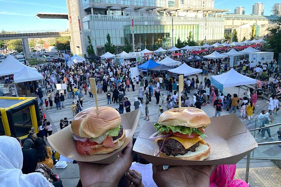33048614_web1_230622-SUL-HalalFoodFest-main_1