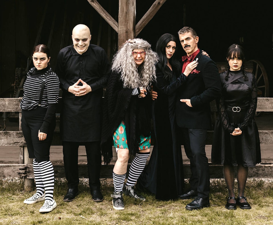 33090962_web1_230629-SUL-AddamsFamilyMusical-MAIN_1