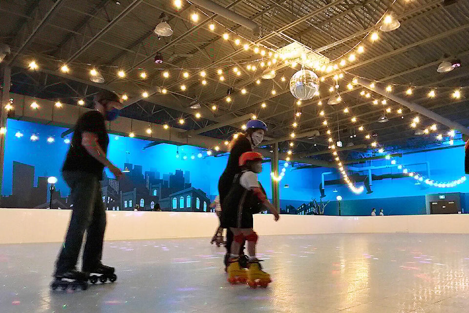 33172297_web1_230706-SUL-FunParkExpand-skaters_1