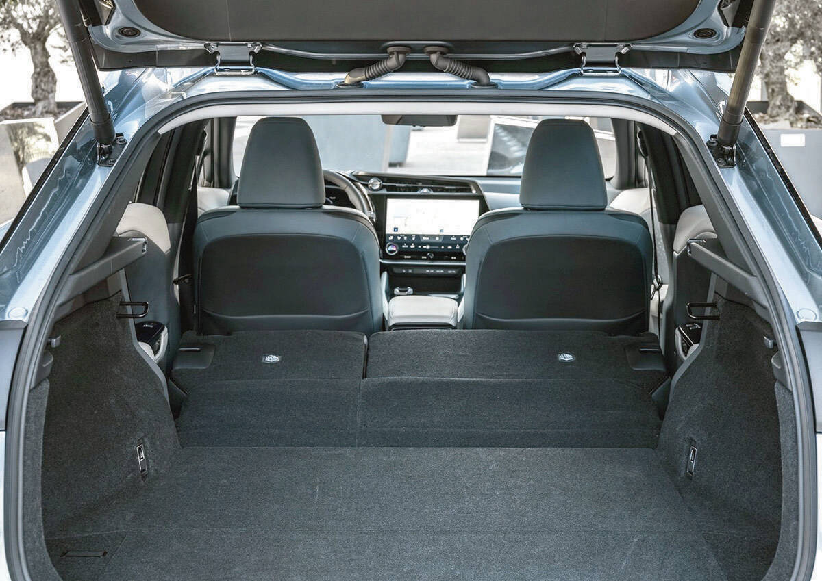 The RZ has a flat floor that yields a bit more interior space than the RX, but the RZ loses out in terms of cargo volume behind the rear seat, owing to the room needed for the rear motor. PHOTO: LEXUS