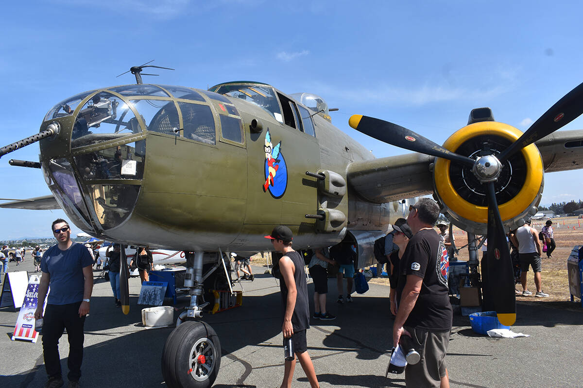 33583825_web1_230817-ABB-airshow-15_15