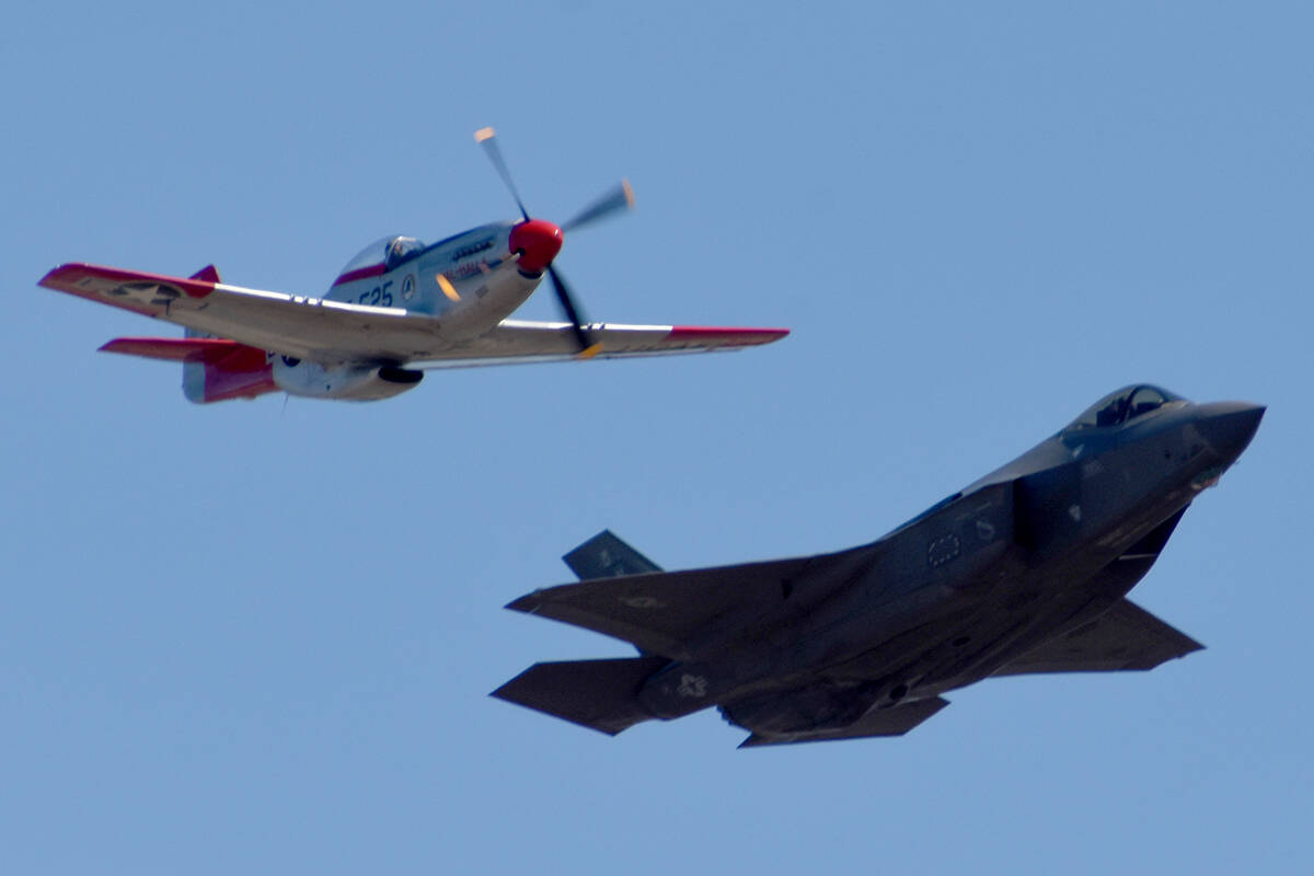33583825_web1_230817-ABB-airshow-15_24