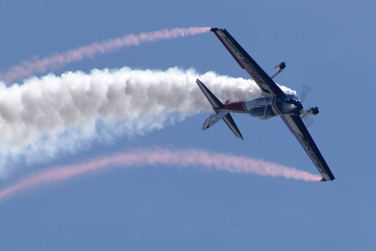 33583825_web1_230817-ABB-airshow-3_2