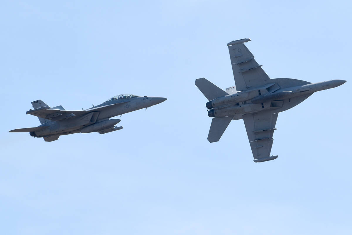 33583825_web1_230817-ABB-airshow-3_3