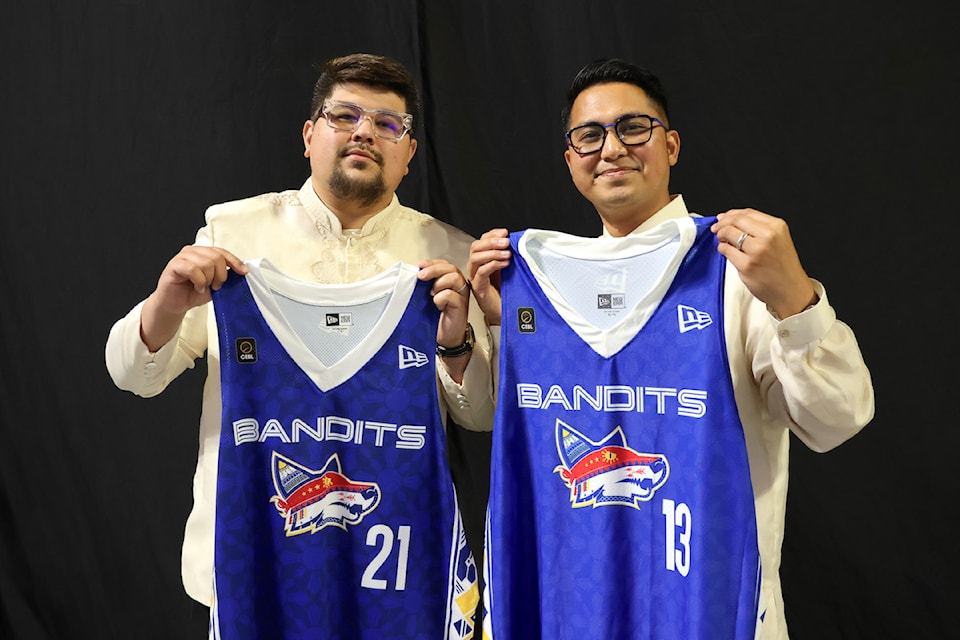 bandits-tagalog-broadcasters_harold-abejo-and-renz-cadang_2