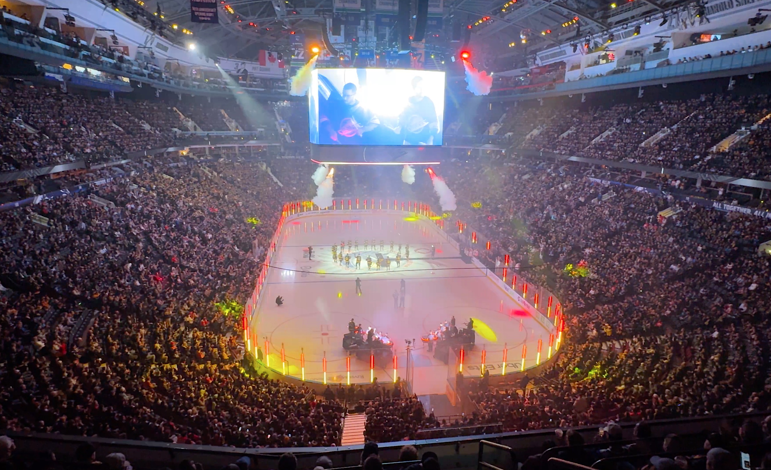 MY VIEW: I stood at Canucks game, was told to sit down. Who's wrong?