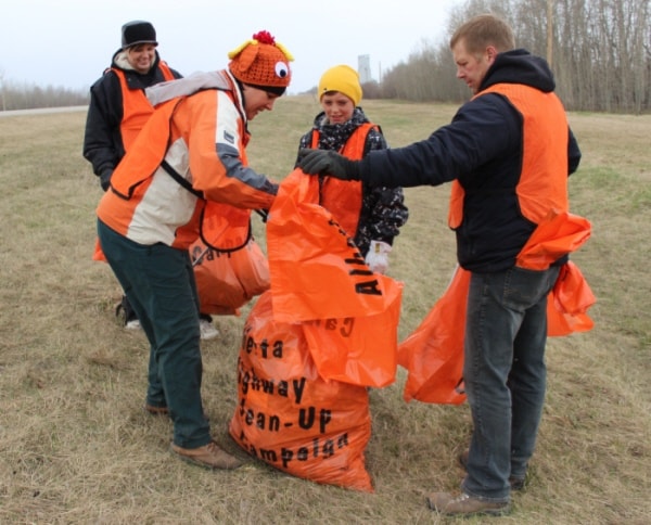 8626sylvanlakeCleanup050814