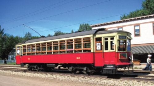 32488sylvanlakeTrolley080113