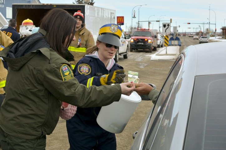 34093sylvanlakeCharityCheckStop1-2