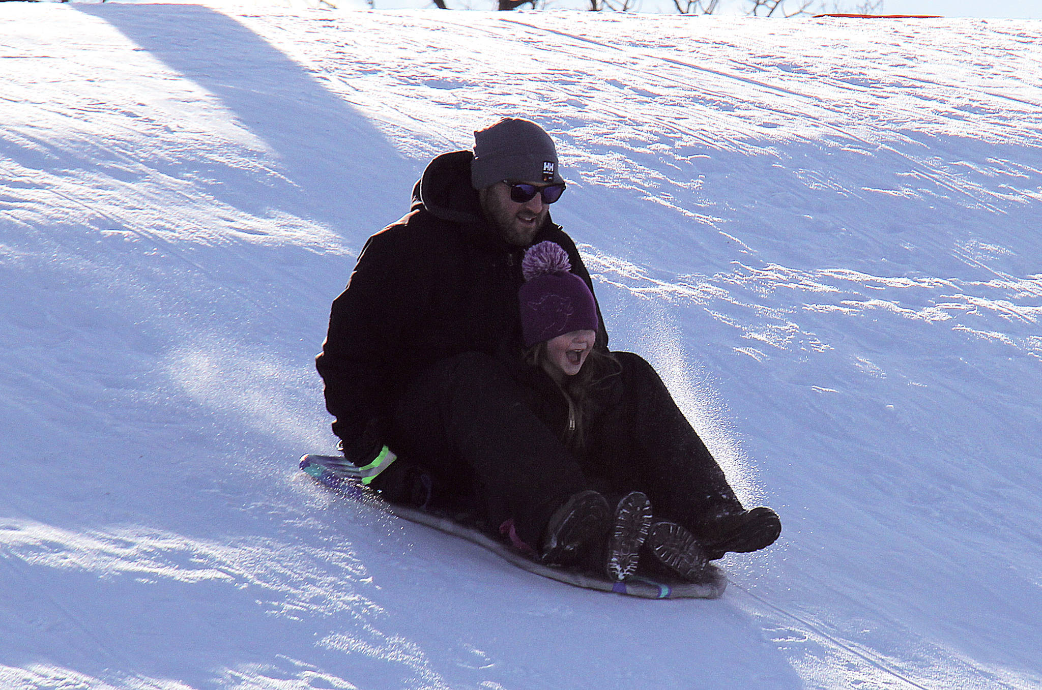 20299443_web1_Sledding