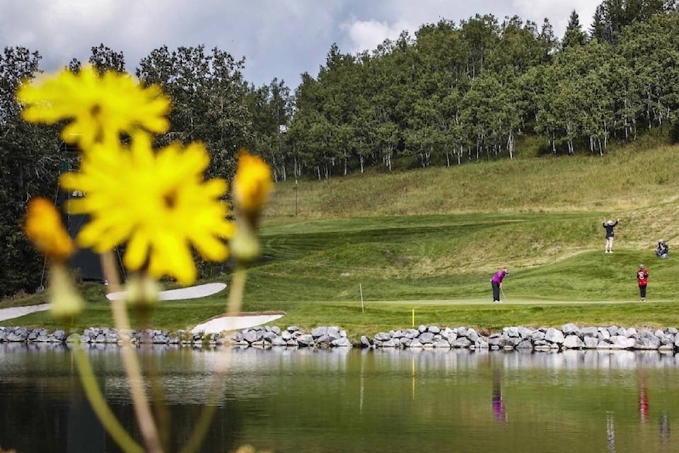 21288055_web1_200415-RDA-Alberta-golf-industry-lobbies-to-open-courses-amid-COVID-19-pandemic-golf_1