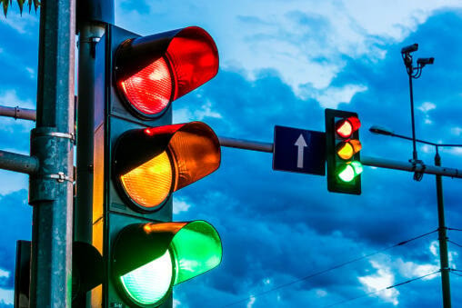 27270806_web1_211125-SLN-New-Traffic-Light_1