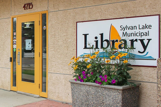 31741215_web1_210809-RDA-Sylvan-Lake-Library_1