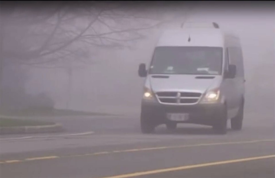 32327379_web1_driving-in-fog