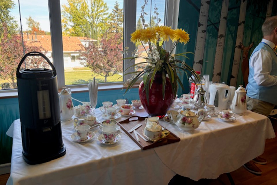 For the 25 anniversary, the Rotary Club held a high tea. 