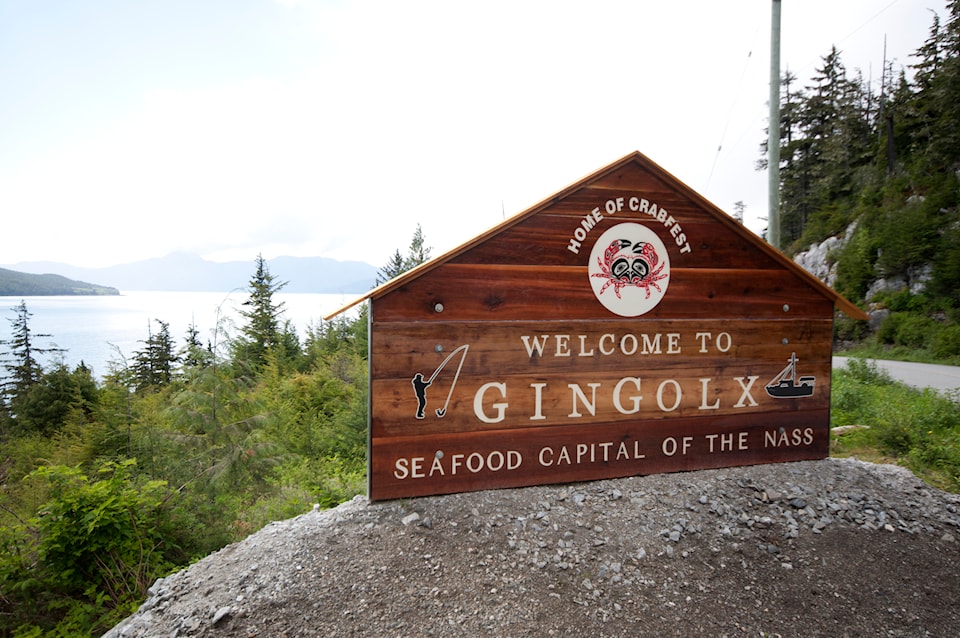 241003-tst-gingolxvillagesign