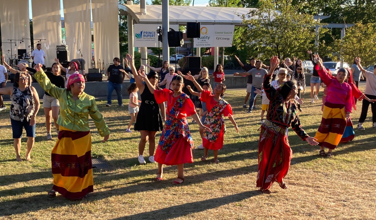 Music, greetings feature at Riverboat Days 2025 opening