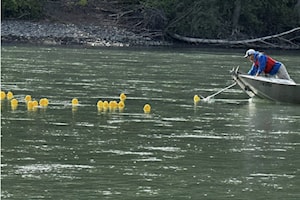 Pat Holland wins Riverboat Days 2025 Rotary Duck Race