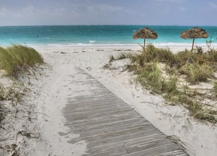 31892BCLN2007TurksandCaicos-BeachPhoto_Fotor