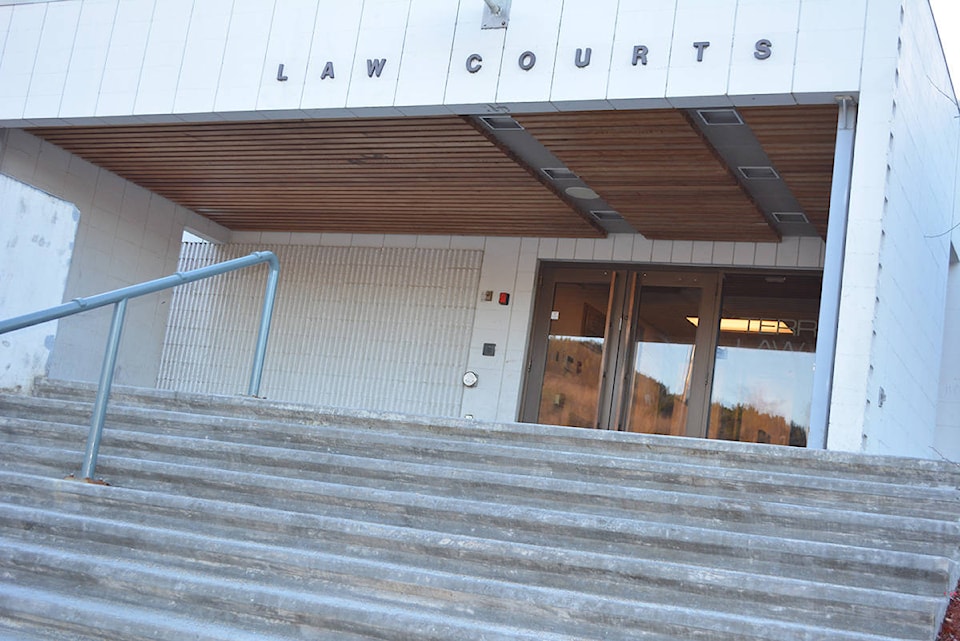 8285629_web1_DSC_0724-courthouse-steps-GPS