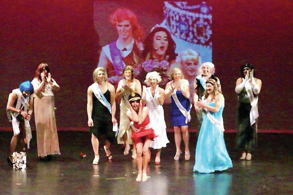 9046733_web1_171026-TST-womanless.pageant2