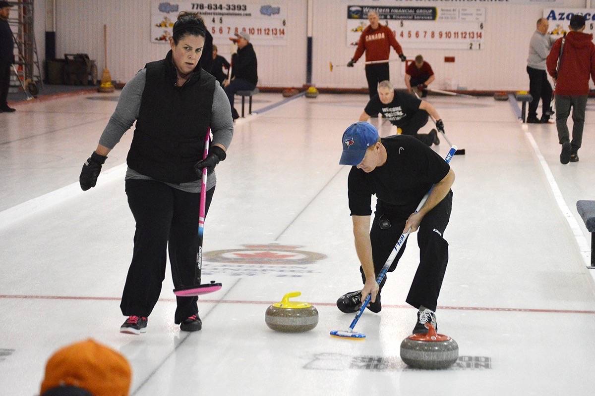 10370815_web1_180127-TST-M-curling-Austin