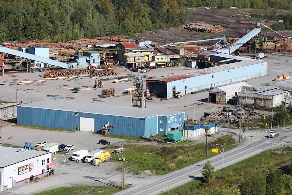 11687006_web1_Skeena-sawmills-pellet-plant4