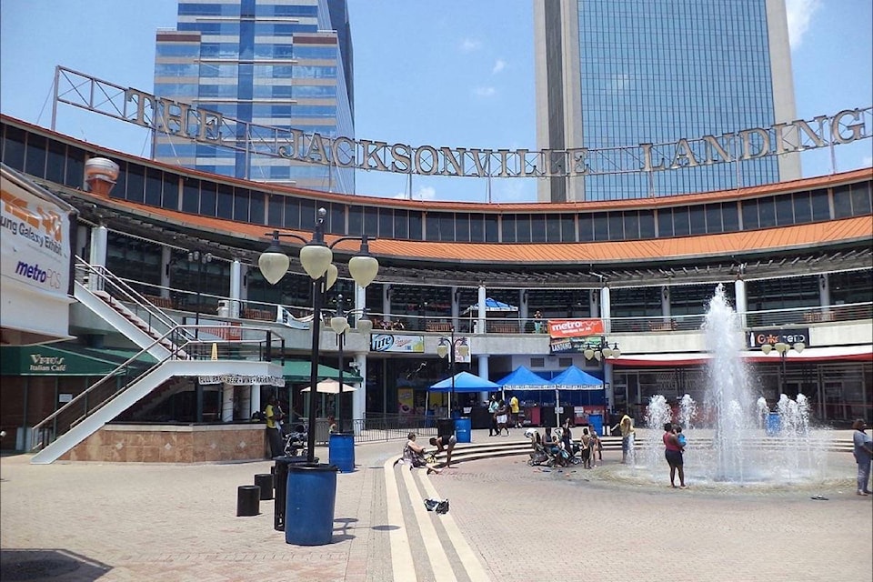 13288811_web1_180826-BPD-M-Jacksonville_Landing_fountain