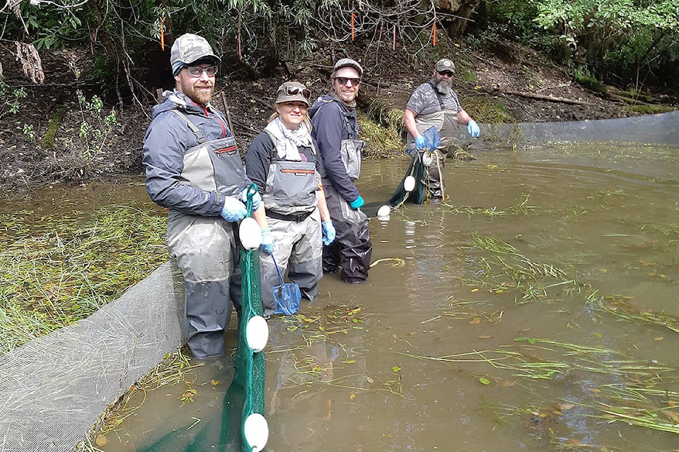 18043555_web1_TST-pit-rescue
