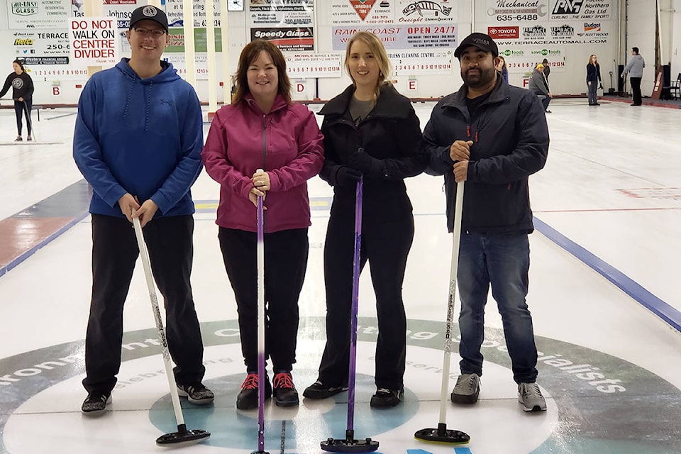 19288328_web1_TST-bonspiel2