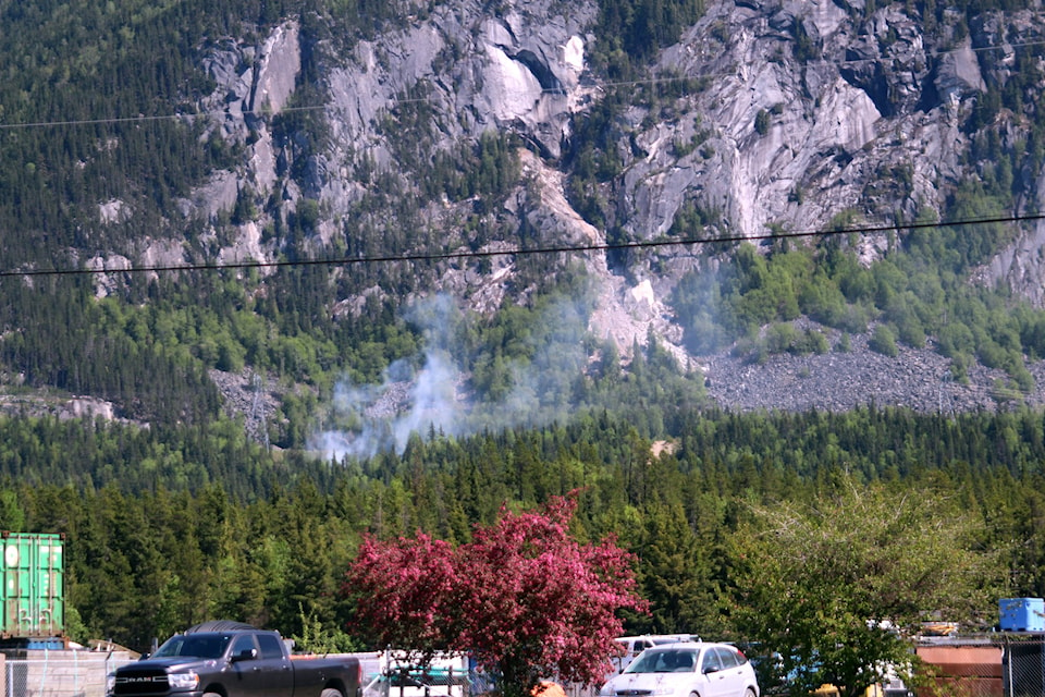 21515784_web1_tst-copper-mountain-wildfire