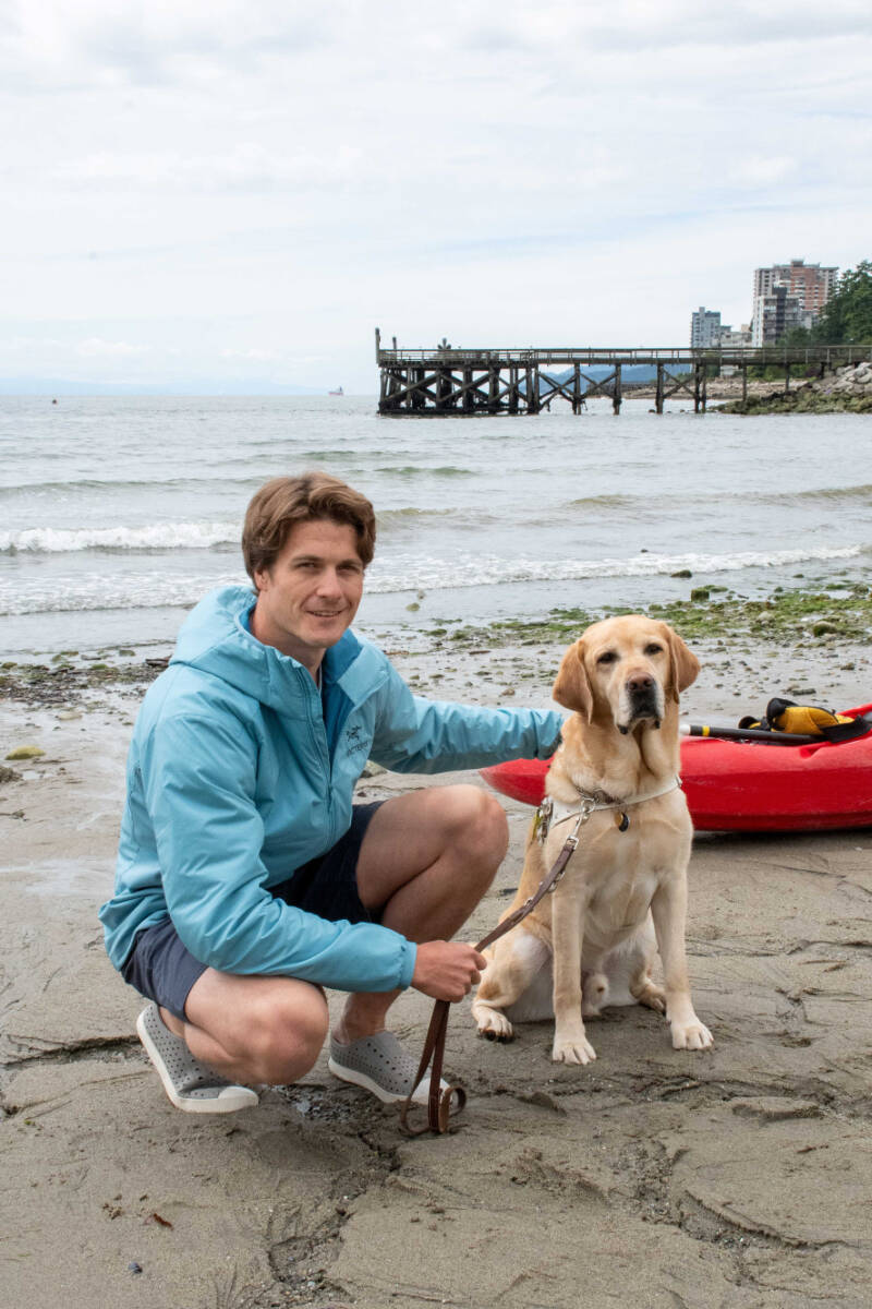 33282798_web1_230713-WLT-Scott-Rees-BlindDog-Swim_2