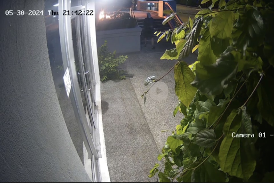 Security footage released by Vancouver police shows a suspect lighting a fire at the Schara Tzedeck Synagogue on May 30, 2024. 