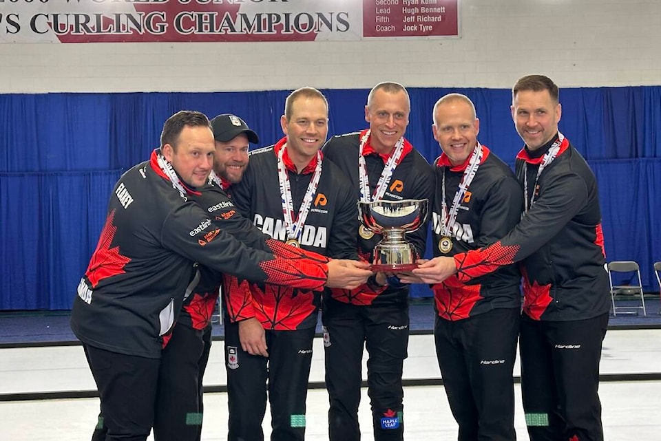 34438816_web1_231109-KCN-canada-wins-curling_1