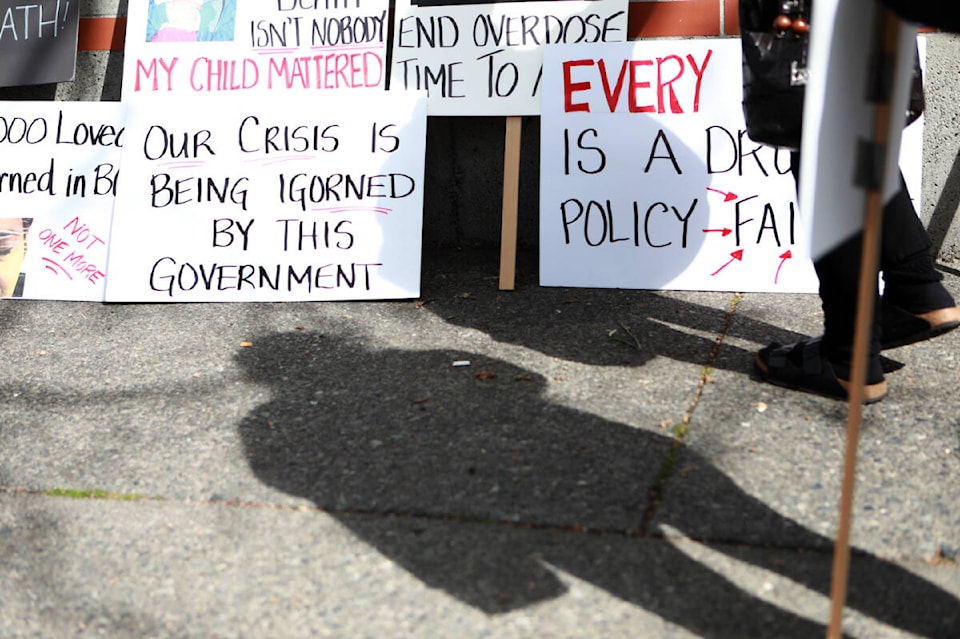34530958_web1_231113-BPD-PublicDrugUse-Lawsuit_1