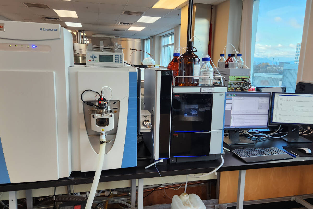 The LC-HRMS (liquid chromatography high resolution mass spectrometer) instrument at the B.C. Provincial Toxicology Centre is used to analyze urine samples for drugs and other compounds. Data compiled from it was used in a study published on Nov. 15, 2023 to better detect the presence of new designer drugs present in B.C. (Photo courtesy of B.C. Provincial Toxicology Centre)