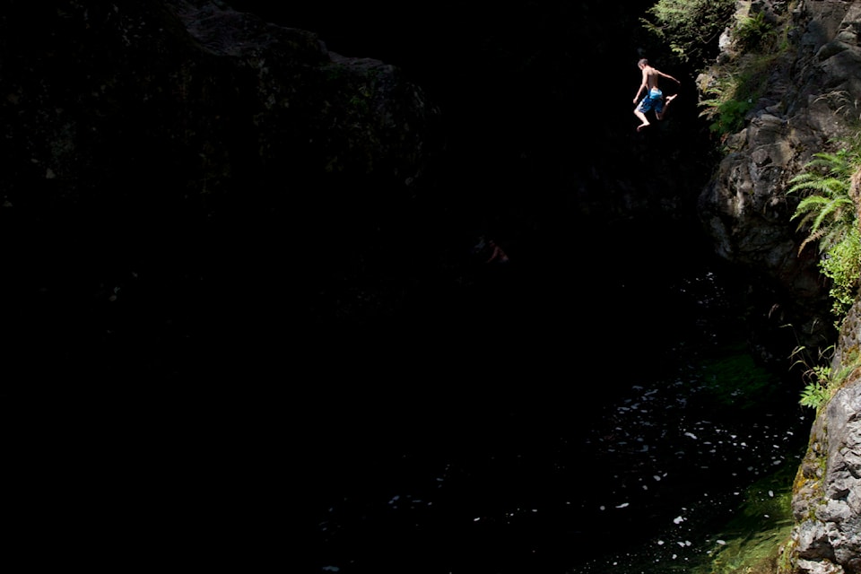 240705-bpd-cliff-jumping-death