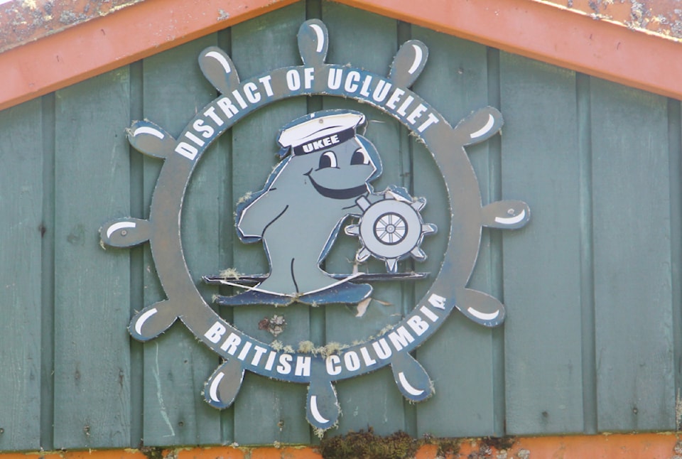 uclueletlogo