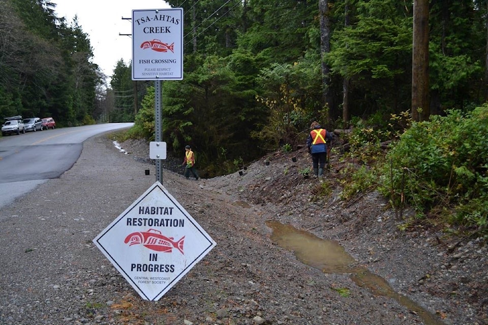 8142302_web1_170816-UWN-culvert-collapse