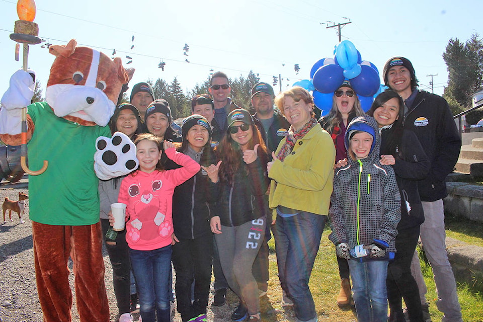 10959235_web1_180314-UWN-Whale-Festival-Parade-Tofino_1