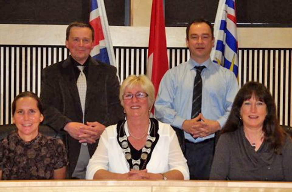11373402_web1_180411-UWN-Ucluelet-council-reelection_1