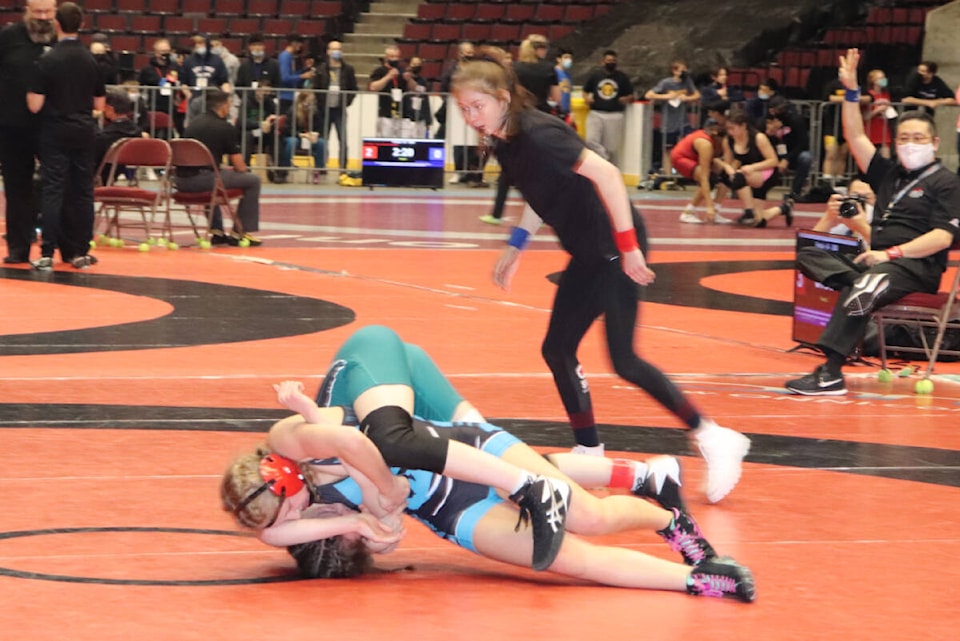 28381952_web1_220309-UWN-Wrestlng-success_1