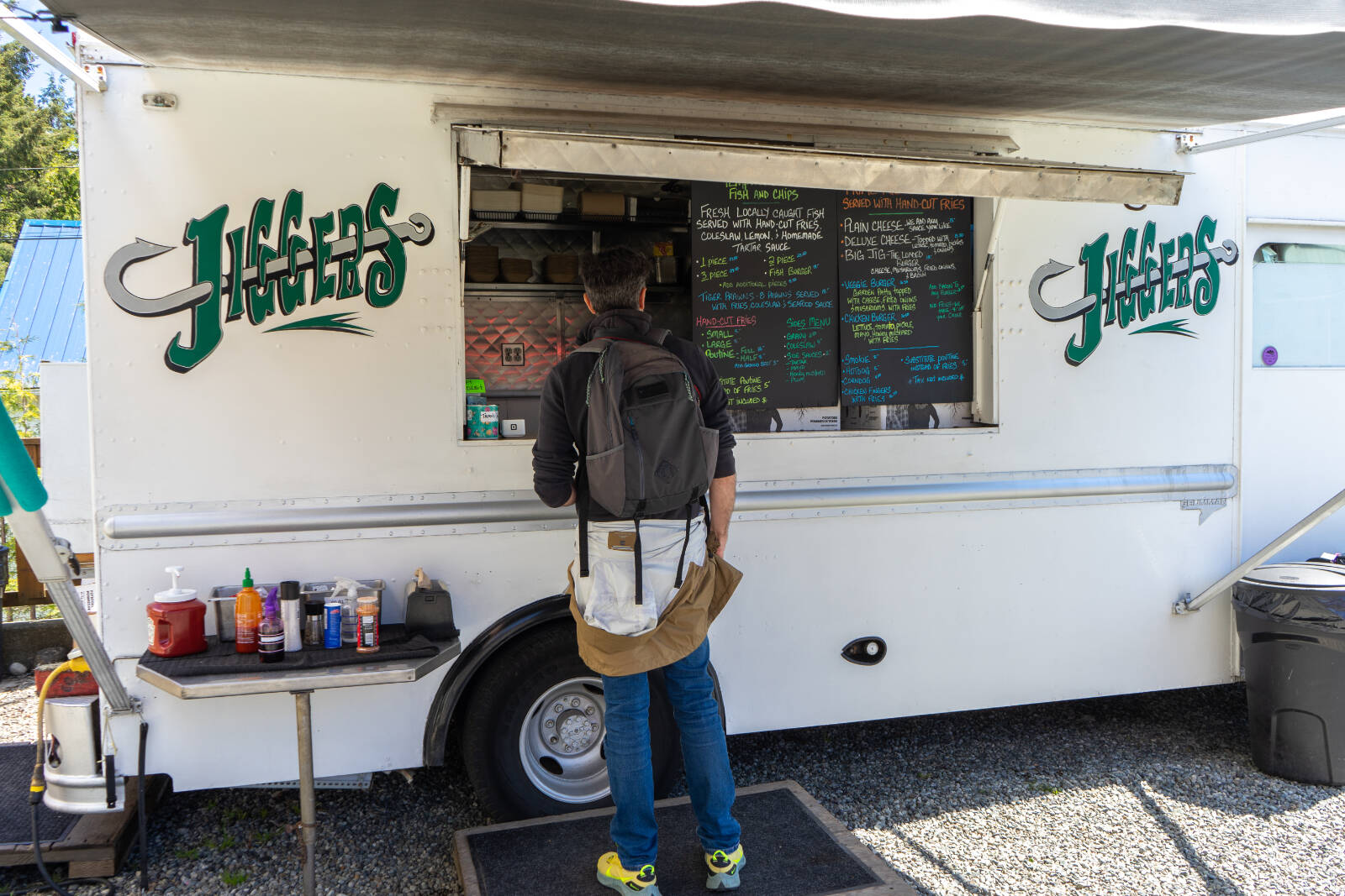 Find a wide range of delicious food opportunities throughout the Ucluelet area. Photo: Michael Hack