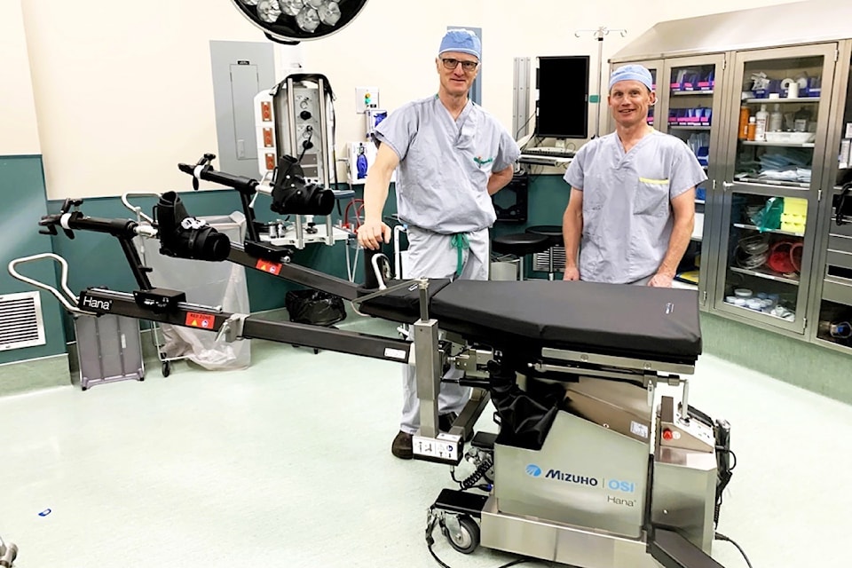 Hana table Dr. Michel Hjelkrem and Dr. Seth Bitting show the Hana Orthopedic Table, described as the gold standard for patient positioning in fracture and hip procedures.