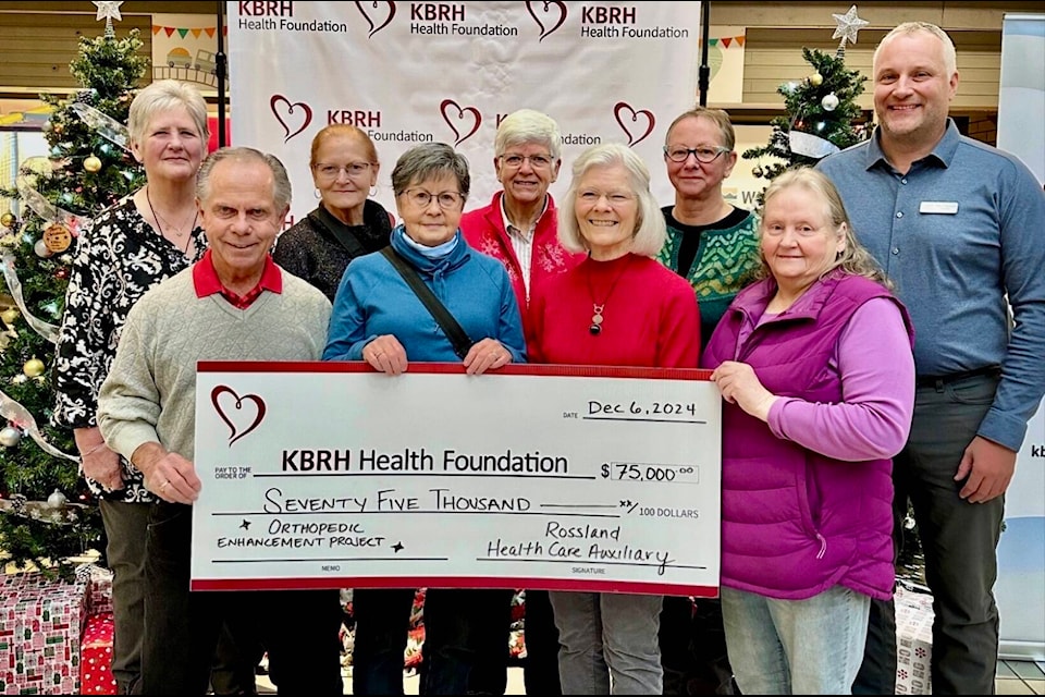 The Rossland Health Care Auxiliary has once again made the largest donation of Light-Up the Hospitals! Pledge Day, with an incredible $75,000 donation to the Orthopedic Enhancement Project. This generous contribution was made possible through the sales at the Rossland Thrift Store and the dedication of their team of volunteers. Rossland Health Care Auxiliary members proudly present their donation to Albert Benson, KBRH Health Foundation Board Director (right). Thank you to the Rossland Health Care Auxiliary for their unwavering support of healthcare in our community. 