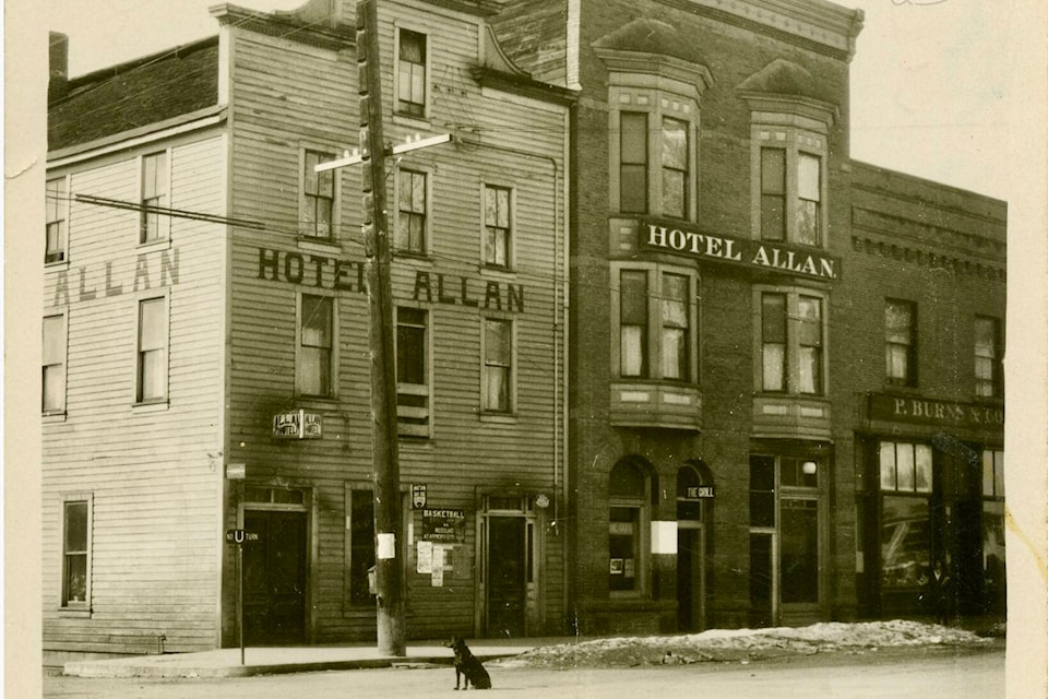 Rossland's Hotel Allan. Photo preserved by the Rossland Museum and Discovery Centre and digitized courtesy of the Columbia Basin Institute of Regional History.